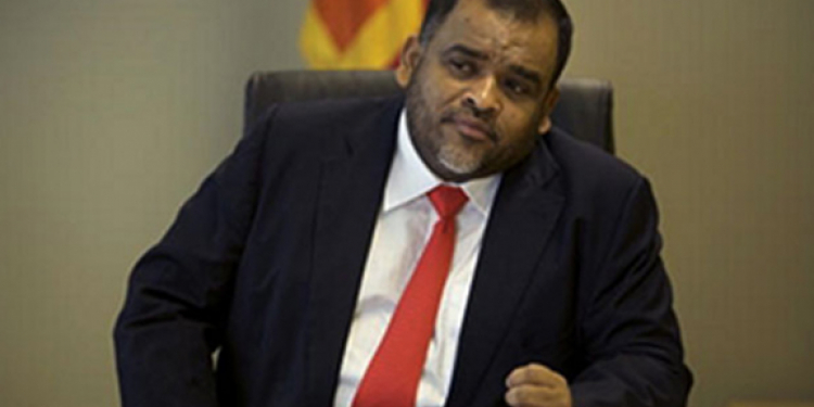 කෝටිපති ධම්මික ගම්වල දරුවන් ලක්ෂයකගේ අධ්‍යාපනය භාරගනී: ඩිජිටල් පන්ති කාමර 1000ක් දෙන්නත් යයි