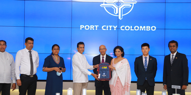 මොණරාගල දූදරුවන්ට කොළඹ වරාය නගර ව්යාපෘතියෙන් පරිත්යාග