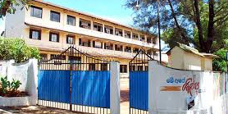 රිපන් බාලිකාවේ 7 වසරේ සිසුවිය කොරෝනා හැදුණු මිතුරිය ගෙදර තියාගෙන ඇපඋපස්ථාන කරලා