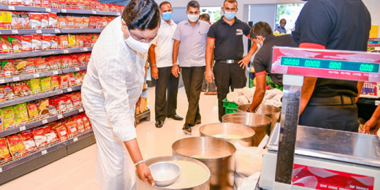 මෙන්න බන්දුලගේ අලුත්ම එක