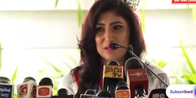 යළි කිරුළු පැළදි පුෂ්පිකා කදුලු සලමින් කියපු කතාව (VIDEO)