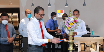 රොසෙල්  නවතම සංකල්ප ප්‍රදර්ශනාගාරය  ගාල්ලේදී