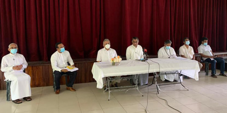 පාස්කු ප්රහාරයේ රහස් ගැන සජබෙ අගරදගුරු මණ්ඩලය දැනුවත් කරන්න යයි (VIDEO & PHOTOS)