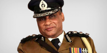 පොලිසිය ඇතුළේ ‘මොසාඩ්’ ගේමක්: පොලිස්පති පුටුව  පෙරළෙයිද? CID SPECIAL
