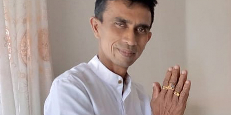 ගෝඨා සෝවාන් කියපු ග්‍රේෂන් පොහොට්ටුව දාලා යයි