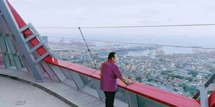 ඉගෙනගනිල්ලා මහින්දගෙන්… (විමලසිරි ජයලත්ගේ රටේ පැත්ත)
