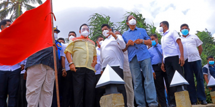 නැවේ විනාශය බලන්න මහින්ද උස්වැටකෙයියාවට යයි!
