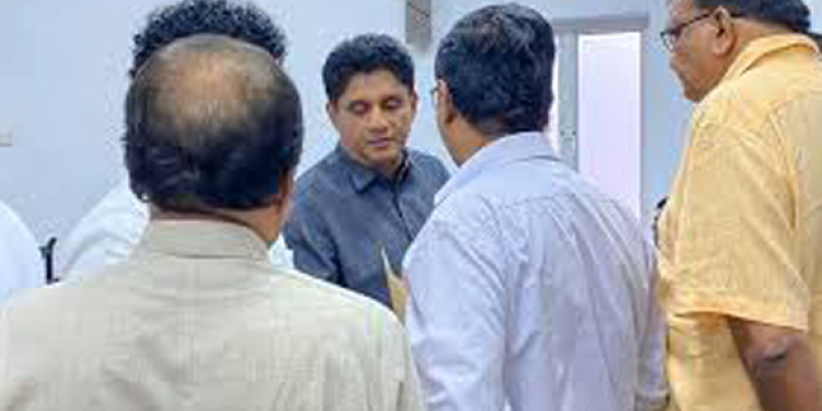 සජිත්ට විරුද්ධව බොරුවක් මැව්වේ කව්ද? සජබෙන් ඒකමතික නිවේදනයක්