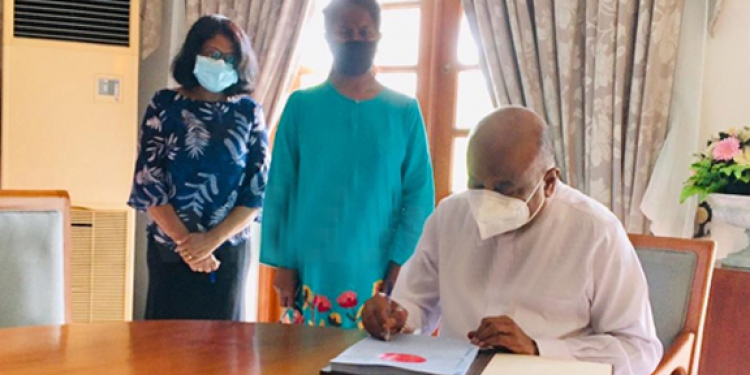 පෝට්සිටිය අද සිට බලාත්මකයි!