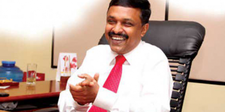 විමල් එක්ක බෑ කියපු පැල්පිටට සංවර්ධන ලොතරැයිය!