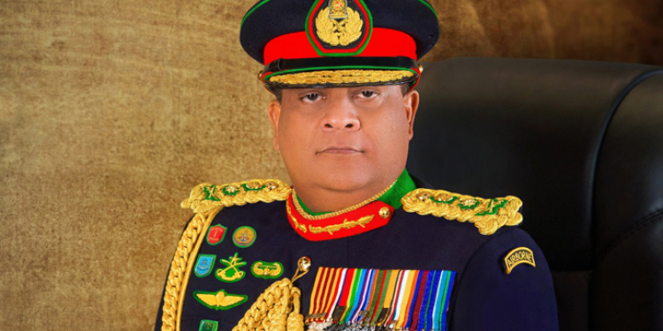 පෙන්ෂන් ගන්න හමුදාවේ සහාය!