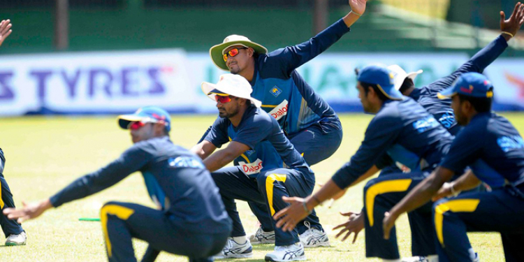 එහෙත් අවුල්! ක්‍රිකට් ක්‍රීඩකයන් පඩි එපා කියයි!!