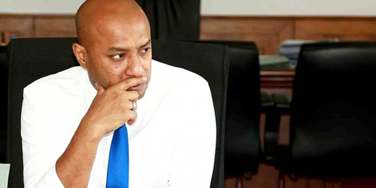 දුමින්ද කලකිරෙයි!