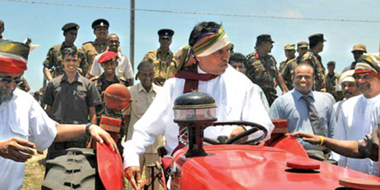 බැසිලුත් ජනපතිත් එක පැත්තේ