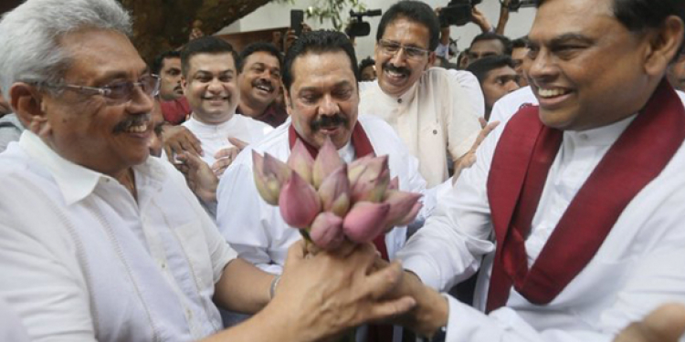 වතුරට වඩා ඝනකම් රාජපක්ෂ ලේ (විමලසිරි ජයලත්ගේ රටේ පැත්ත)