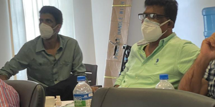ඊයේ සිරිකොතට ගිහින් රංගේ එක්ක ජල්ලි ඇල්ලූ දිගම්බරම් අද සජබ වර්ක්ෂොප් එකට ඇවිත්! (PHOTOS)