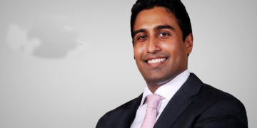 මහබැංකුව කඩපු ඇලෝෂියස් රාජපක්ෂලා එක්ක ඩීල් දාලා භාණ්ඩාගාරයත් කඩන්නයි හදන්නේ! අරක්කු හදන්නේ මිලියන 1500ක බද්ද ගෙවන්න අවුරුදු 2ක් කල් අරන්! (VIDEO)