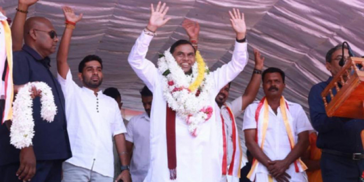 ඒ තමයි බැසිල් (විමලසිරි ජයලත්ගේ රටේ පැත්ත)