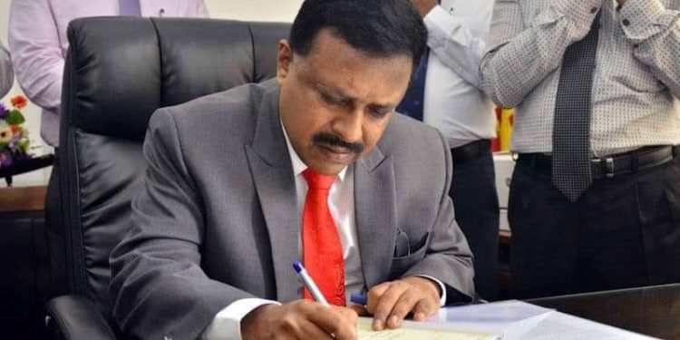 විමල් එක්ක බෑ කියා අයින් වූ පැල්පිටව ගෝඨා මහින්ද ළඟට දමයි