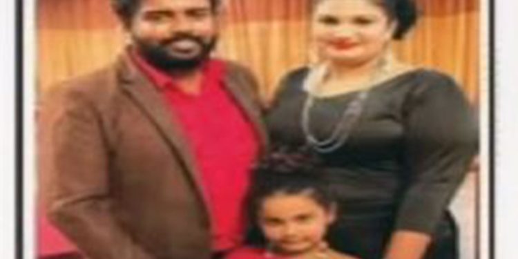 තරුණ ඉංග්‍රිසි ගුරවරයා කොරෝනාවෙන් මරුට! මරණය ඇසූ බිරිය කම්පනයෙන් මරුට! සිඟිති දියණිය තනිවෙයි!