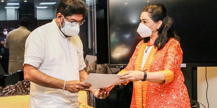පළමු හමුවෙන්ම ලෝක සෞඛ්‍යයේ නියෝජිතවරියගෙන් කෙහෙළියට ලකුණක්!