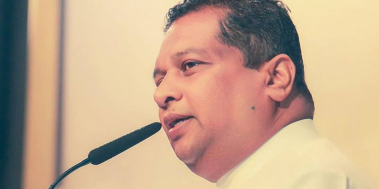 ඇමැතිවරු එක පඩියක් දෙන්න බෑ කියද්දී රටෙන් කොරෝනා තුරන් වන තෙක්ම ජේ.සී. පඩිය කොරෝනාවට කැප කරයි! (VIDEO)