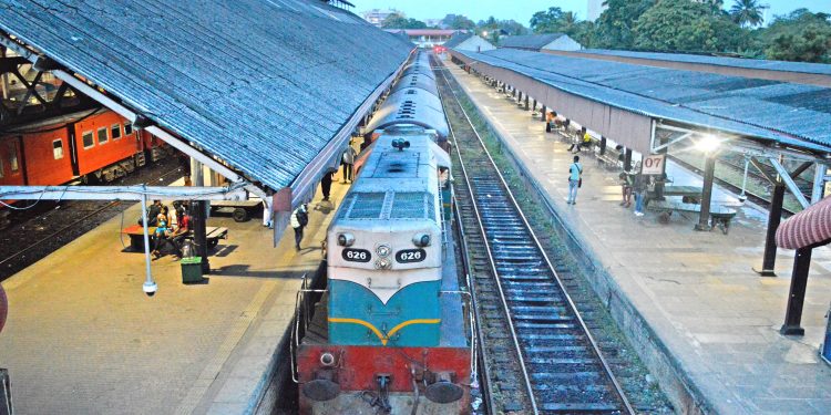 හැට පැන්නත් වැඩ අඩු නැති කඳුකරයේ හැඩකාරයෝ…