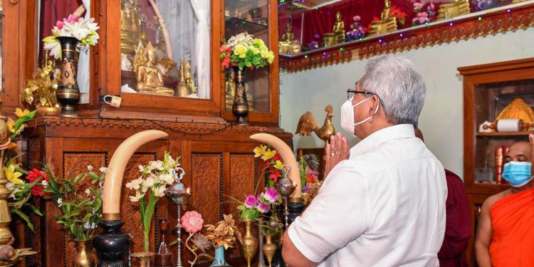 ජනපති තපෝවනයට යයි! (PHOTO &VIDEO)