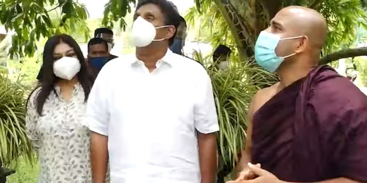 තිස්ස පන්සලක සිට සජිත් රටට කරුණු 6ක විශේෂ ප්රකාශයක් කරයි! (VIDEO)