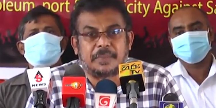 යුගදනවි අමෙරිකාවට දෙද්දී දේශප්‍රේමී ඇමැති කැබිනට් එකේ නිදිද? (VIDEO)