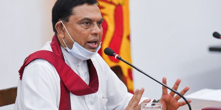 රට අරින විදිහ බැසිල් සූම් එකෙන් කියයි!