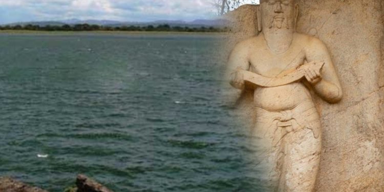 පරාක්රමබාහු රජ්ජුරුවො බලාගෙන ඉද්දි පරාක්රම සමුද්රය හින්දන්න හදන්නේ කවුද? කාගේ වුවමනාවටද?
