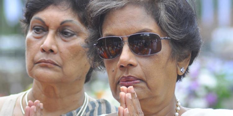 බණ්ඩාරනායක පවුලට කොවිඩ් නිසා ප්රශ්නයක්!