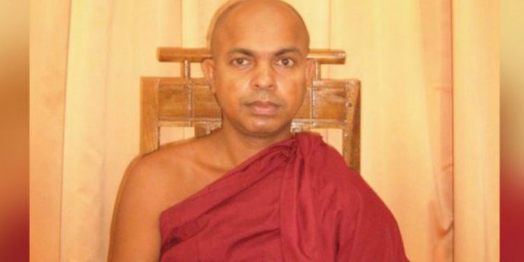 බෞද්ධයන් හා කතෝලිකයන් අතර ගැටුමක් ඇති කර රට තුළ ආගමික නොසන්සුන්තාවක් හදන්න යනවා! (VIDEO)