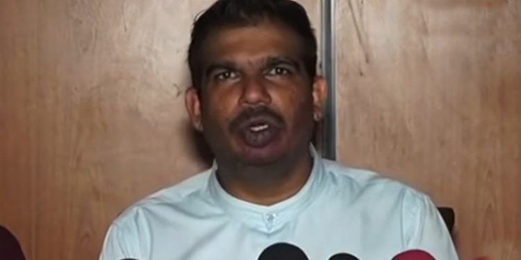 බාර් වහපල්ලා… නැත්නම් අපි පාරට බහිනවා…! ආණ්ඩුවට තවත් ලෙඩක්! (VIDEO)