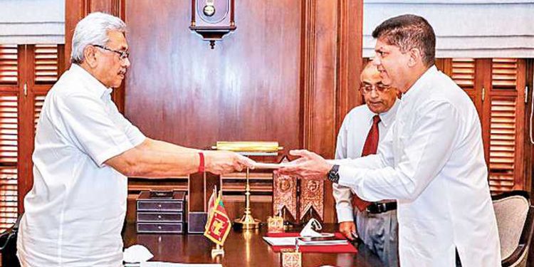 ලොහාන් අස්වෙයි! ජනපති ලියුම පිළිගනී!