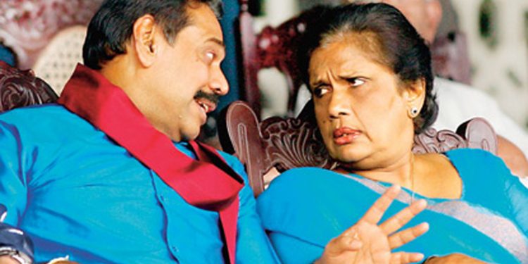 අවුරුදු 15කට පසු චන්ද්‍රිකා මහින්ද ගැන රහසක් හෙළි කරයි! මංගල අත්අකුරින්ම ලියූ අතිශය පෞද්ගලික ලියුමක් එළියට දමයි!