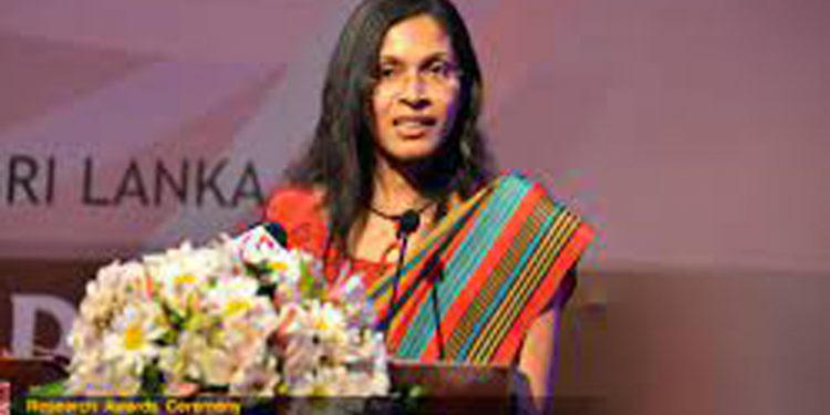 මගේ කතා විකෘති කරන්න එපා! මහාචාර්ය නීලිකා යළිත් කියයි!