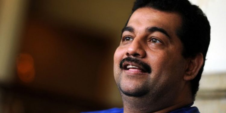 කොරෝනා වැළදී සිටි ඒලියන්ත වයිට් මියයයි!