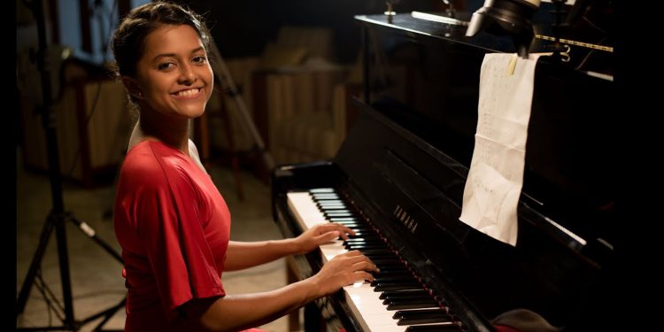 මේකට කියන්නේ කුහකකමද-ඉරිසියාවද-දේශපාලනයද? ලෝකයම ජයගත් යොහානි වෙනුවෙන් කලාකරුවන් කතා නොකරන්නේ ඇයි?