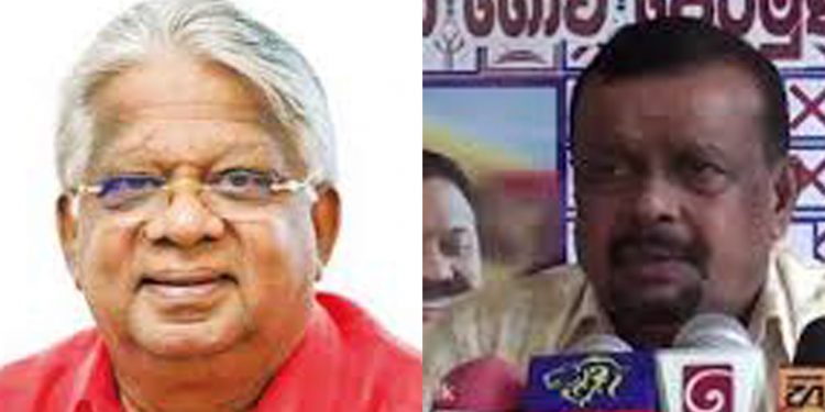 හාල් ගැසට් එක ගැන අහද්දී ඇමැතිවරුන්ට කට උත්තර නෑ! ඕවා අපෙන් අහන්න එපා! වෙන එකක් අහන්න! (VIDEO)