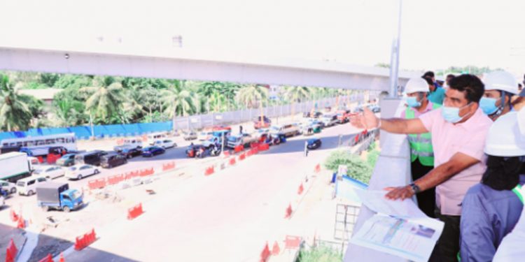 දේශපාලන අරමුණු වෙනුවෙන් දවස් 2ක් රටම කළුවර කරන එක සාධාරණද? ජොන්ස්ටන් උත්තර දෙන්න සූදානමින්! (PHOTOS)