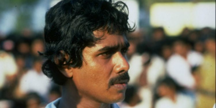 පළමු නායකයා සමුගනී!