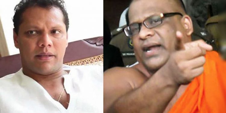 ‘මට මුකුත් කියන්න බෑ’! ඥානසාර හිමි ගැන ඇහුවාම දයාසිරිත් දුවයි! (VIDEO)