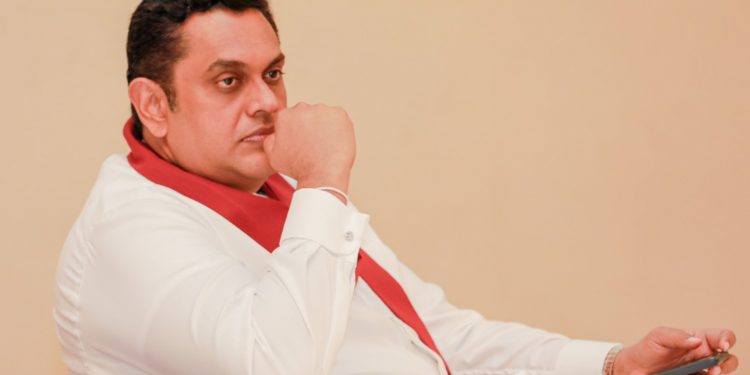 රටම අර්බූදයකට දාපු කව්ද මේ මාධ්‍ය හිමිකරුවා? ඇයි ශෂීන්ද්‍රට නම කියන්න බැරි?