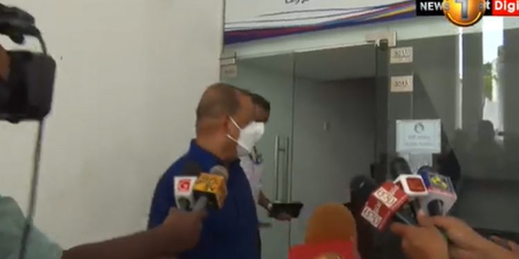 ඥානසාර හිමිට ගෝඨා දුන් අලුත් බළකාය ගැන ඇහුවාම ඇමැති අමරවීර පැනලා දුවයි! (VIDEO)