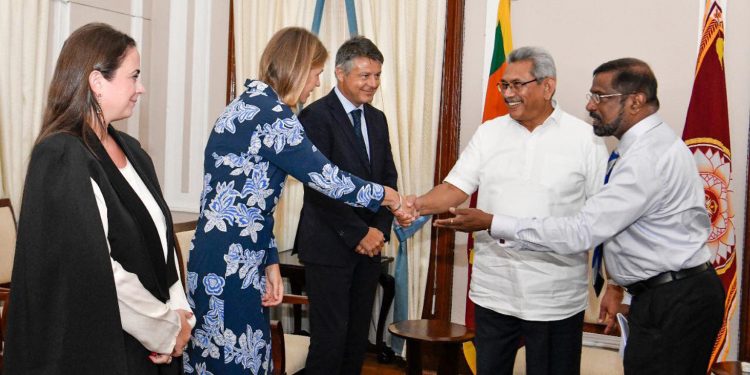 ජනපති ආ සැණින් වැඩ පටන් ගනී! යුරෝපා නියෝජිතයන් ගෙදරටම ගෙන්වා කරන්න යන දේ කියයි!