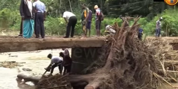බදුලු ඔය කරපු විනාශයේ තරම… (VIDEO)