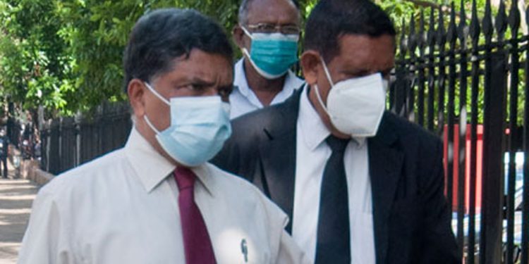 අමෙරිකා ගිවිසුමේ කොපියක් ඉල්ලා ආණ්ඩුවේම පක්ෂයක් මුදල්අමාත්යංශයට යයි!