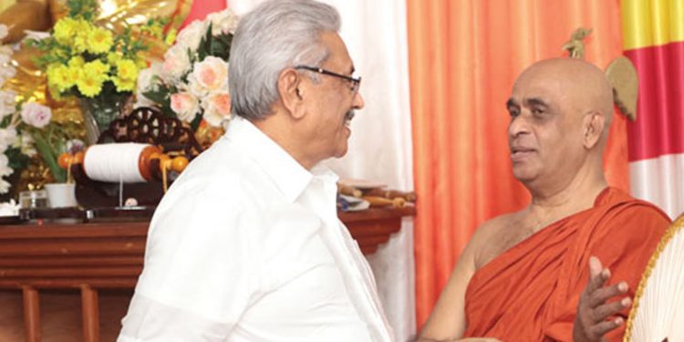 ජනපති මහ රෑ ඇල්ලේ හිමිගේ පන්සලට යයි! පැය 2ක රහස් සාකච්ජාවක්!